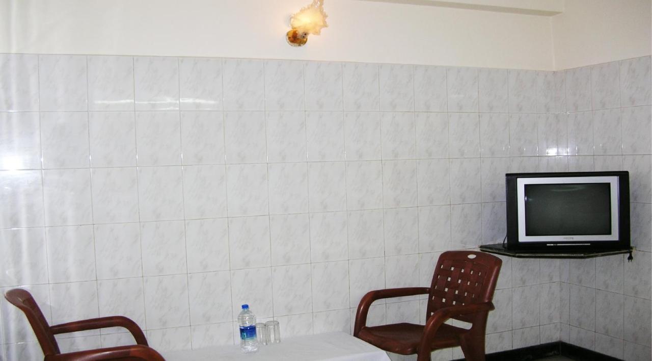 Hotel Durga Residency Tirupati Habitación foto